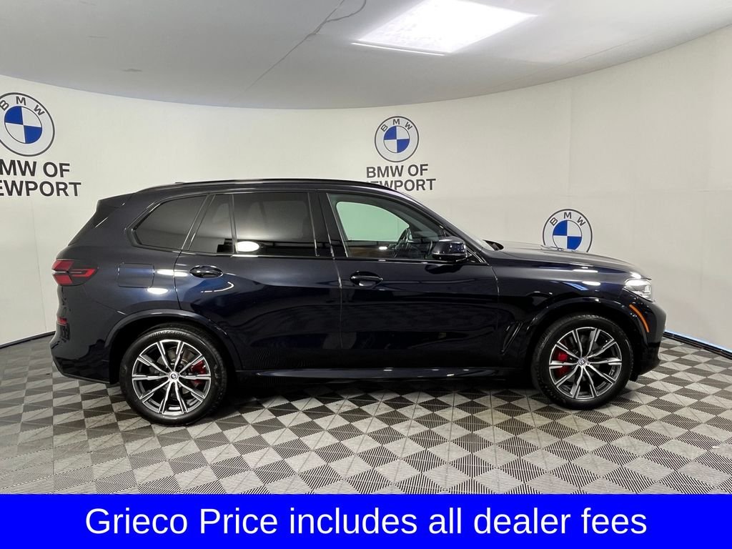 Used 2022 Black BMW xDrive40i image 11