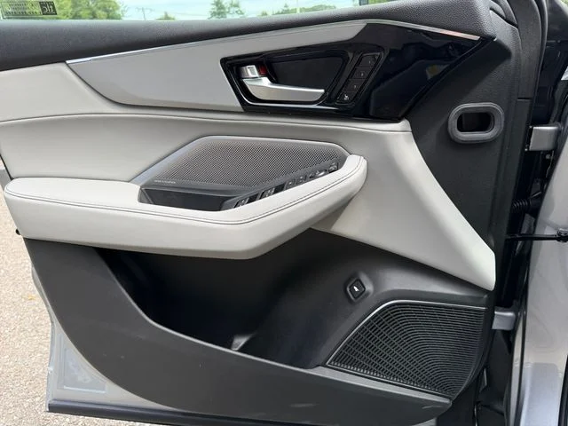 New 2026 Solar Silver Metallic Acura Technology Package image 27