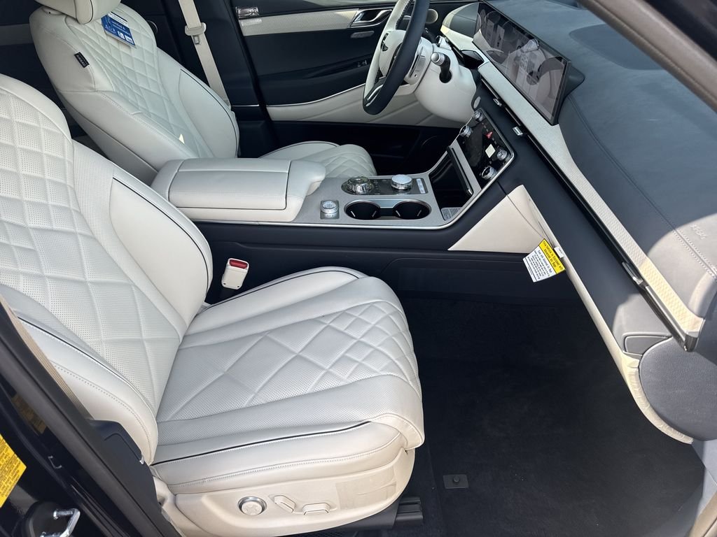 New 2026 Blue Genesis 3.5T Prestige image 13