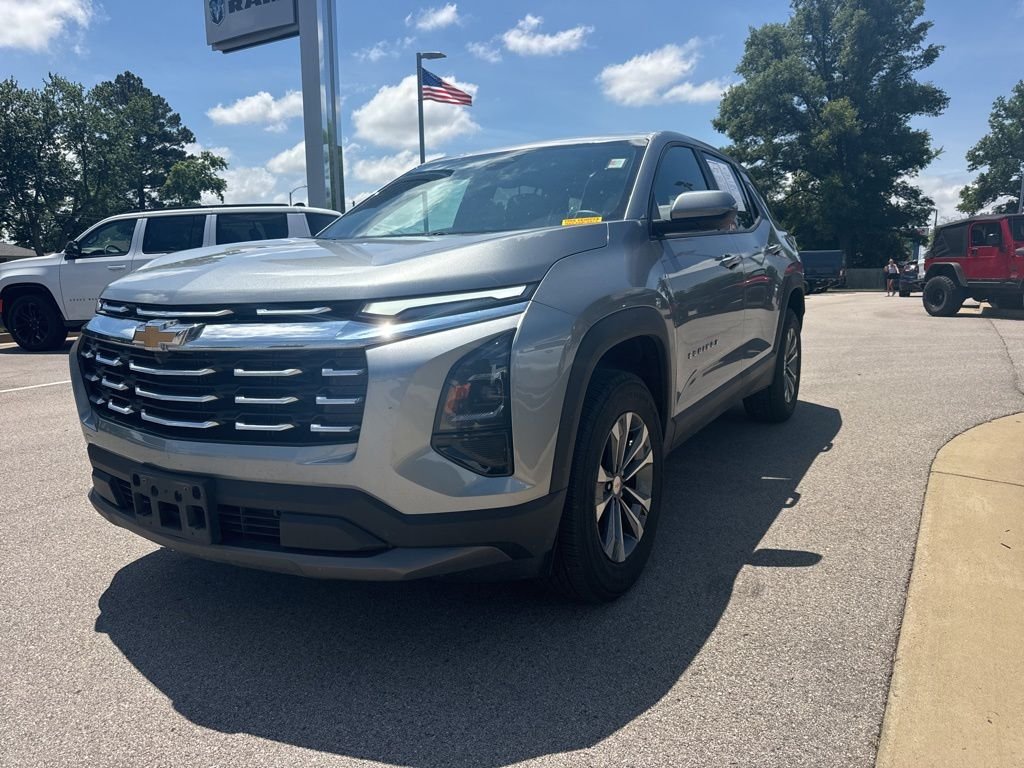 2026 Chevrolet Equinox LT 1.5T's photo
