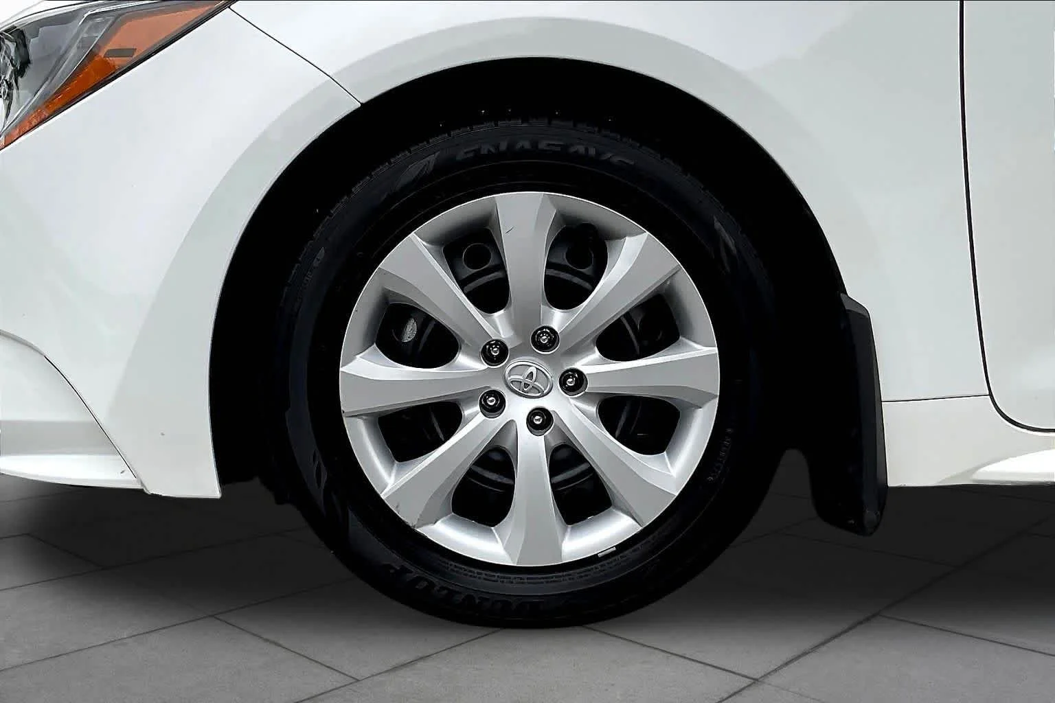 Certified Used 2025 Ice Cap Toyota LE image 11