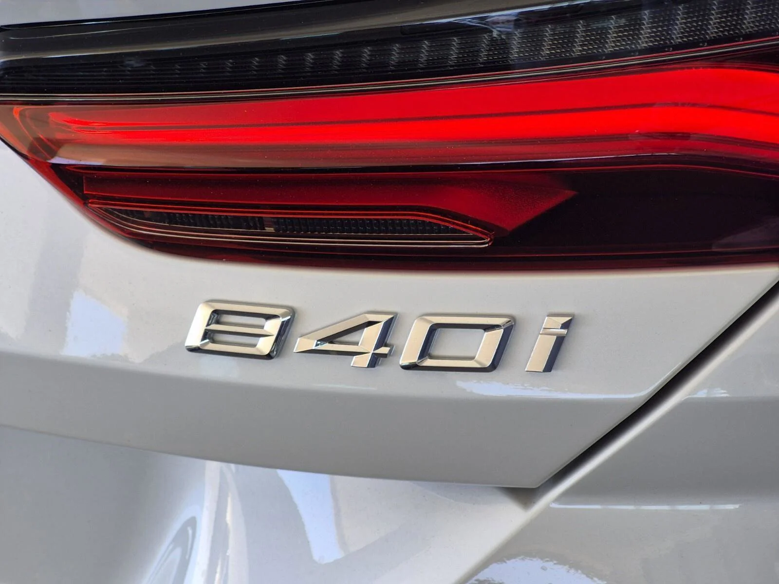 2026 BMW 8 Series 840i - Photo 9