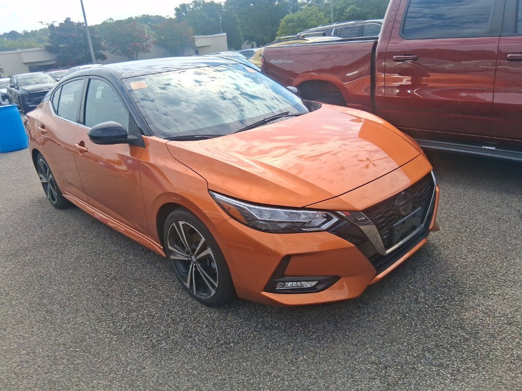 Used 2021 Orange Nissan SR image 16
