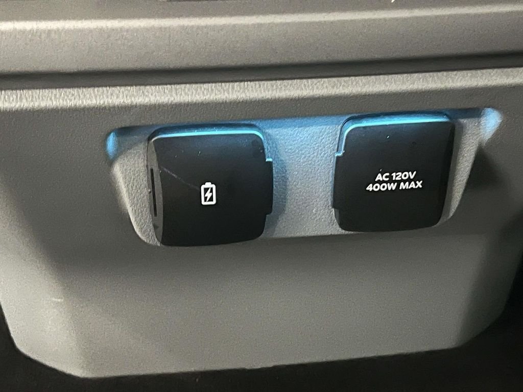 Used 2022 Oxford White Ford XLT Super Crew  4x4 5.0L 1 Owner 302A image 15