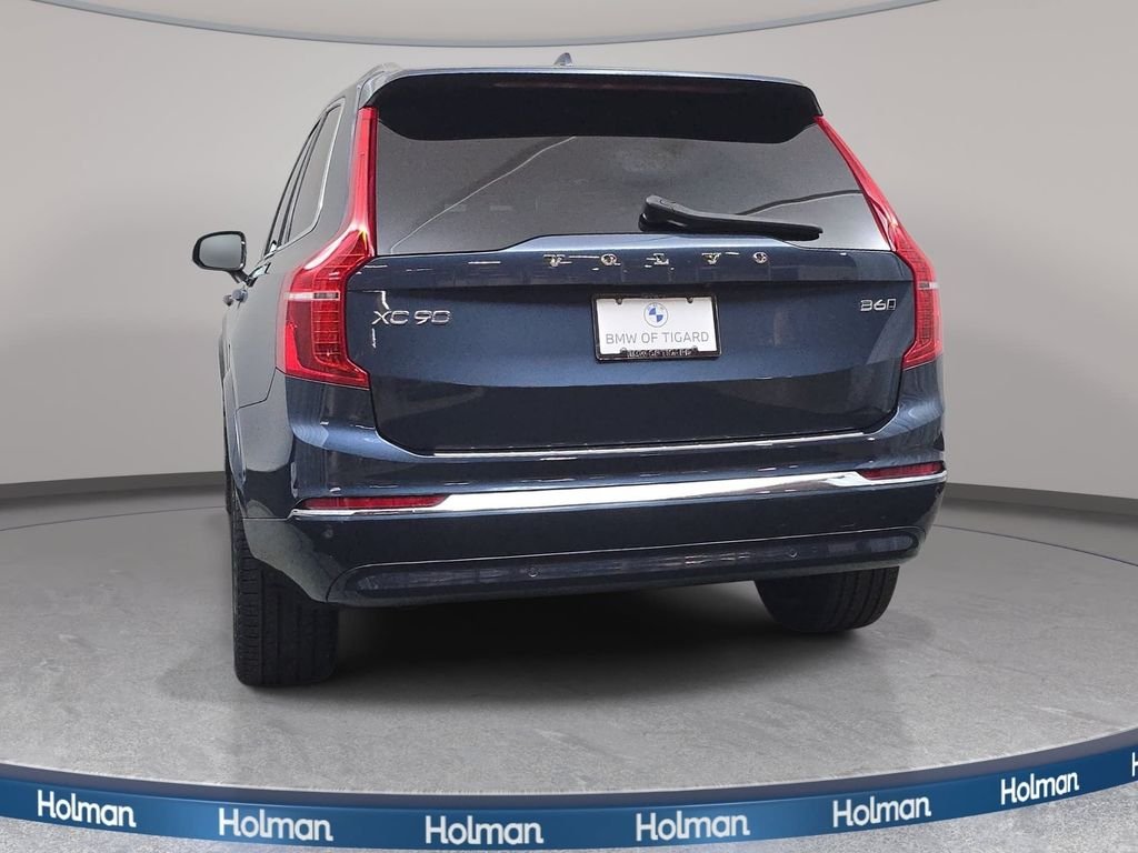 Used 2024 Denim Blue Metallic Volvo Ultimate image 7
