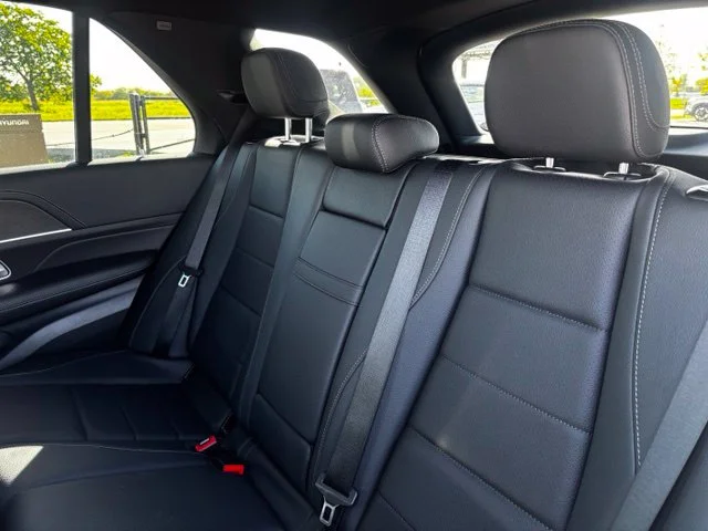 Used 2022 White Mercedes-Benz GLE 350 image 46