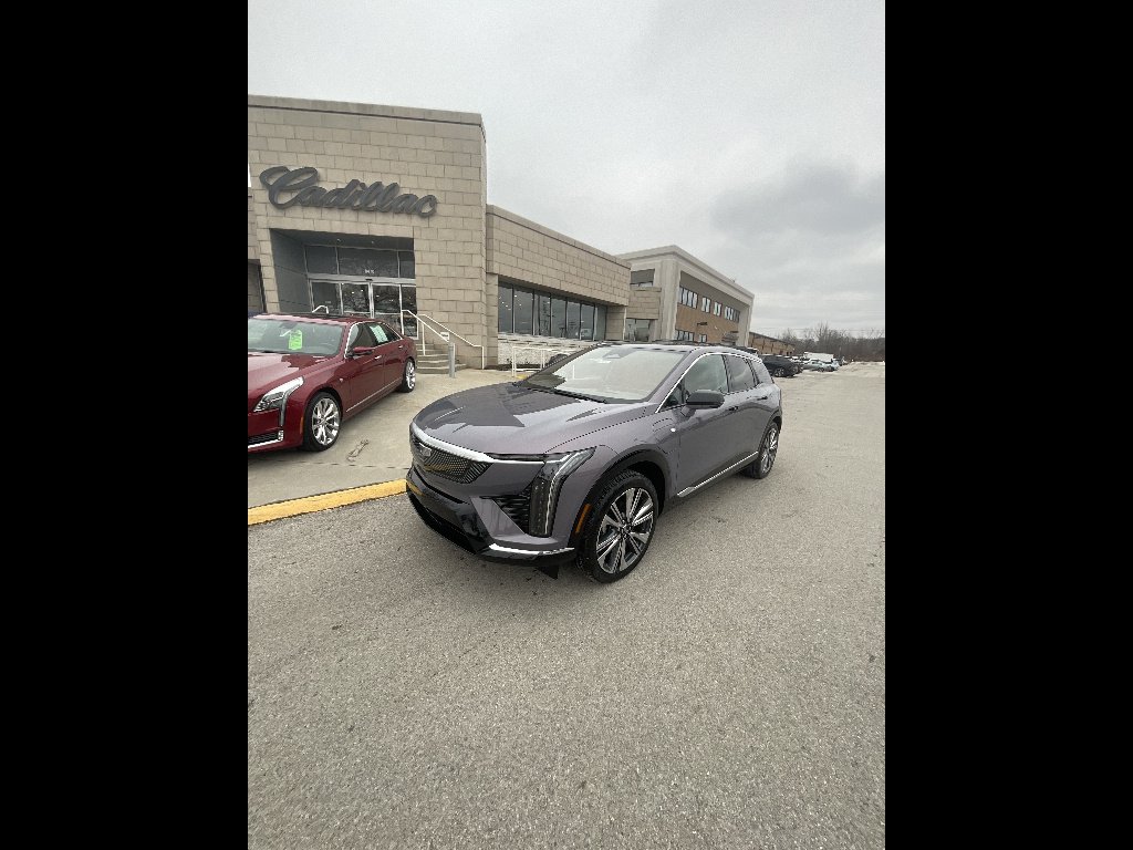 2026 Cadillac Optiq Premium Luxury AWD's photo