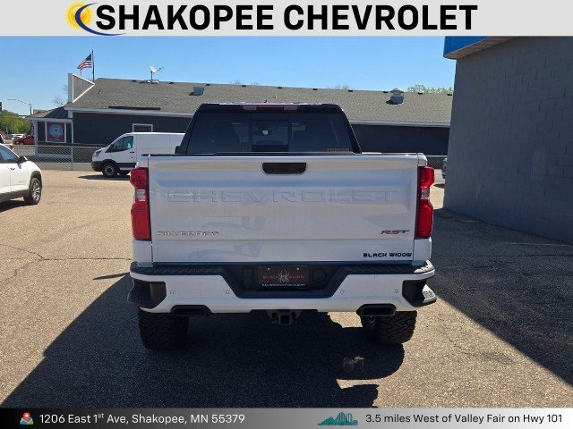 New 2026 Summit White Chevrolet RST (Black Widow Edition)  image 7