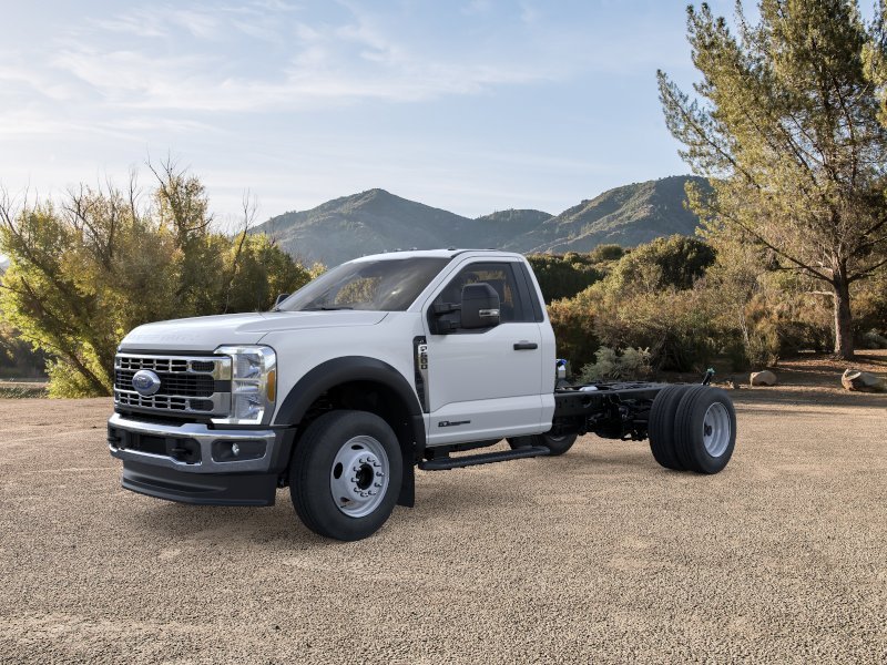 2026 Ford F-600 XL 4x4 Regular Cab 169-In DRW's photo