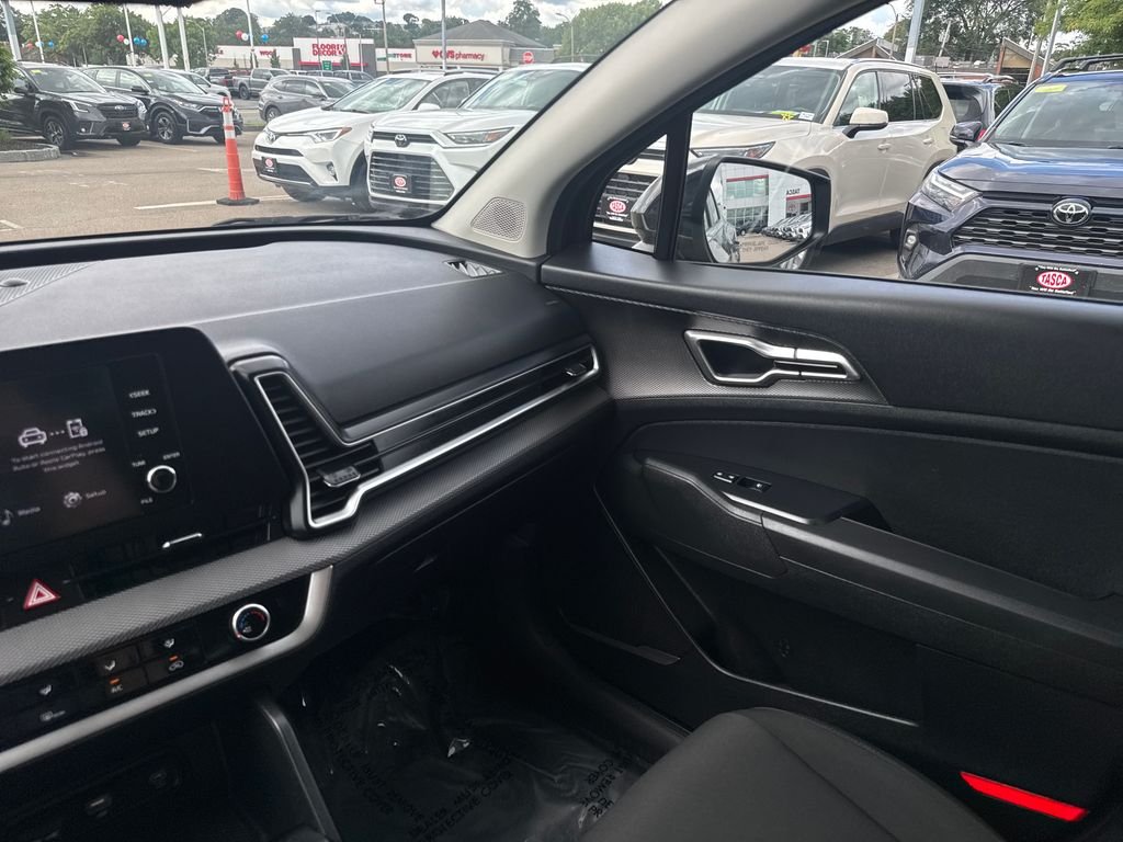 Used 2024 Black Kia LX image 29