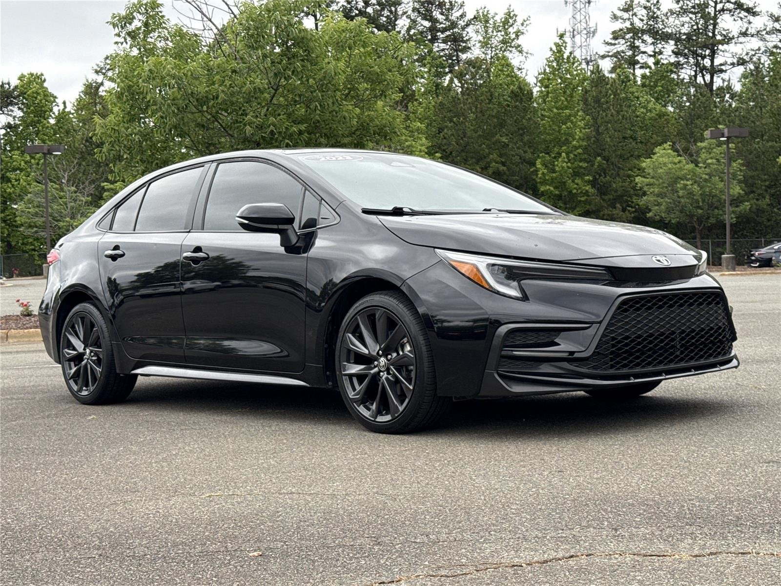 Used 2023 Midnight Black Metallic Toyota SE image 27