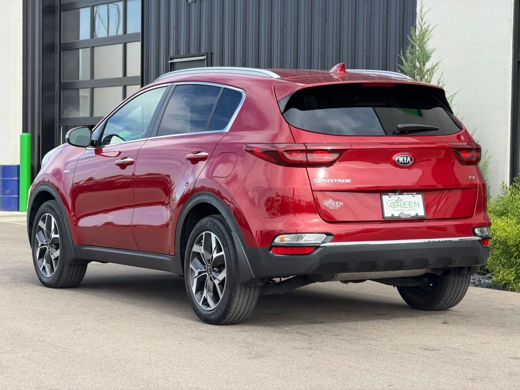 Used 2021 Red Kia EX image 3
