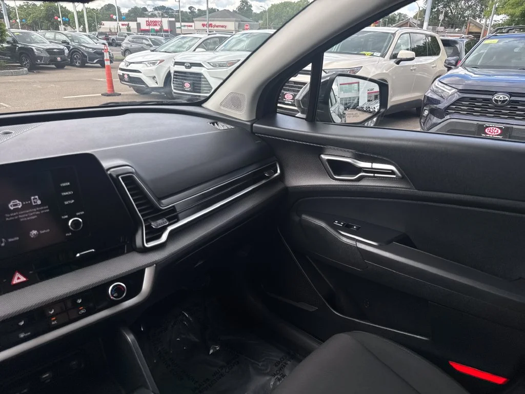 Used 2024 Black Kia LX image 29
