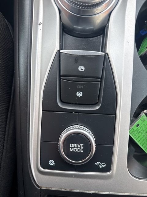 Used 2023 White Ford XLT image 30