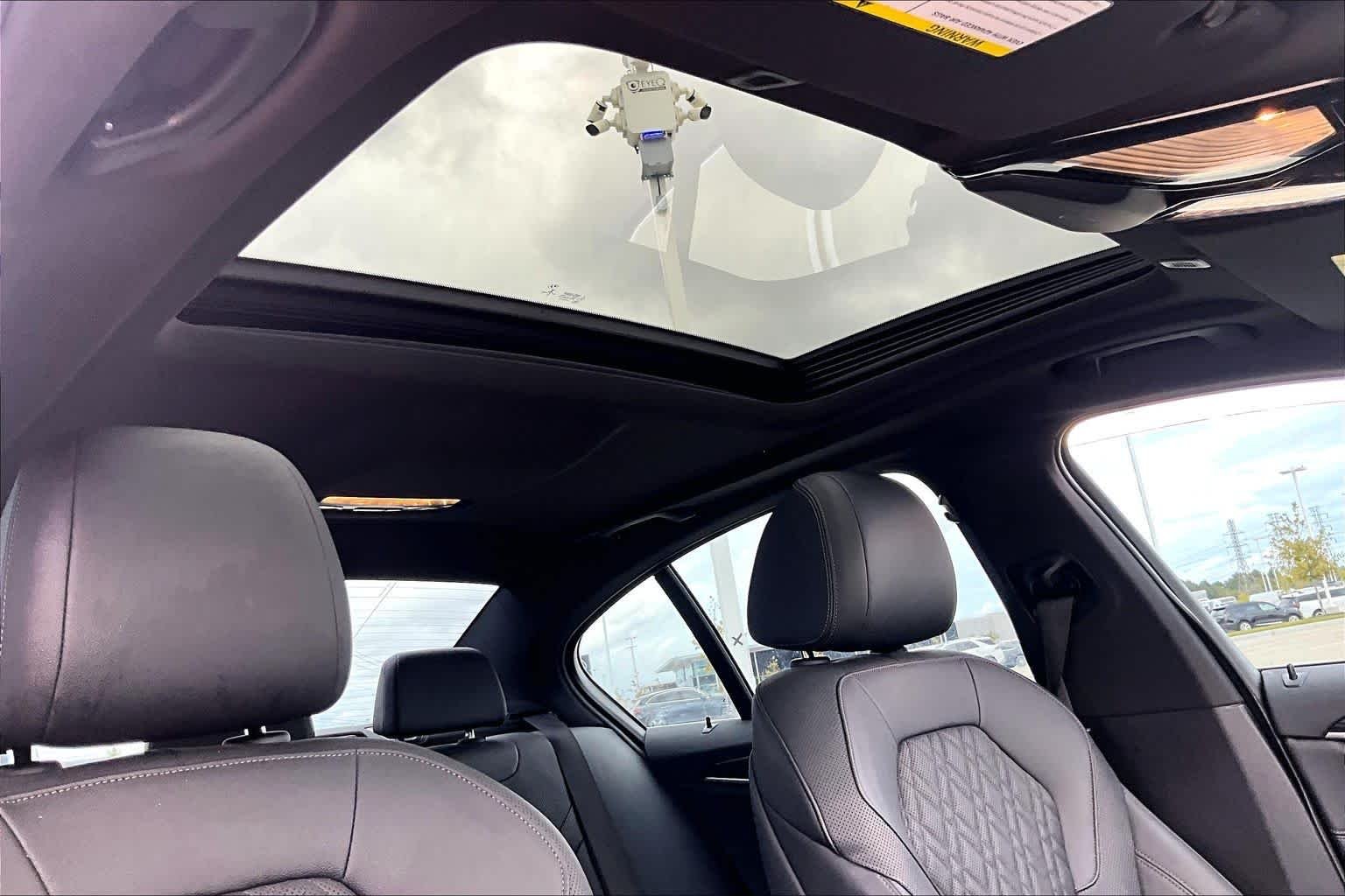 Used 2023 Phytonic Blue Metallic BMW 530i image 13