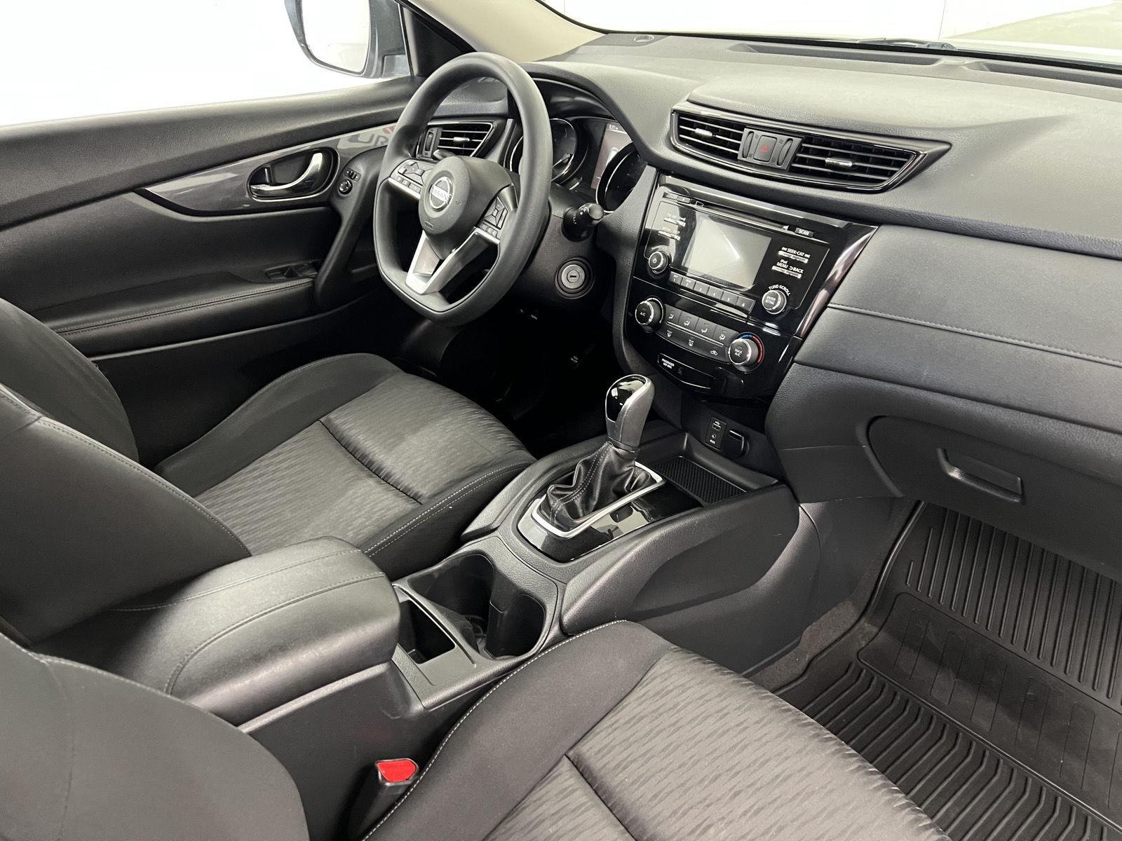 2017 Nissan Rogue S - Photo 26