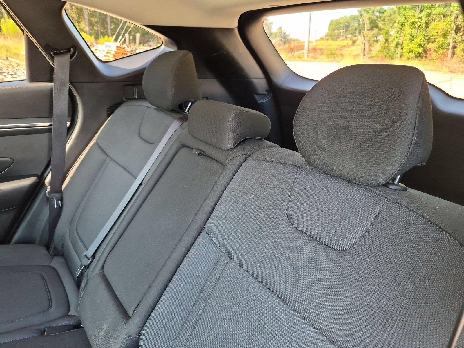 Used 2022 Amazon Gray Hyundai SE image 28