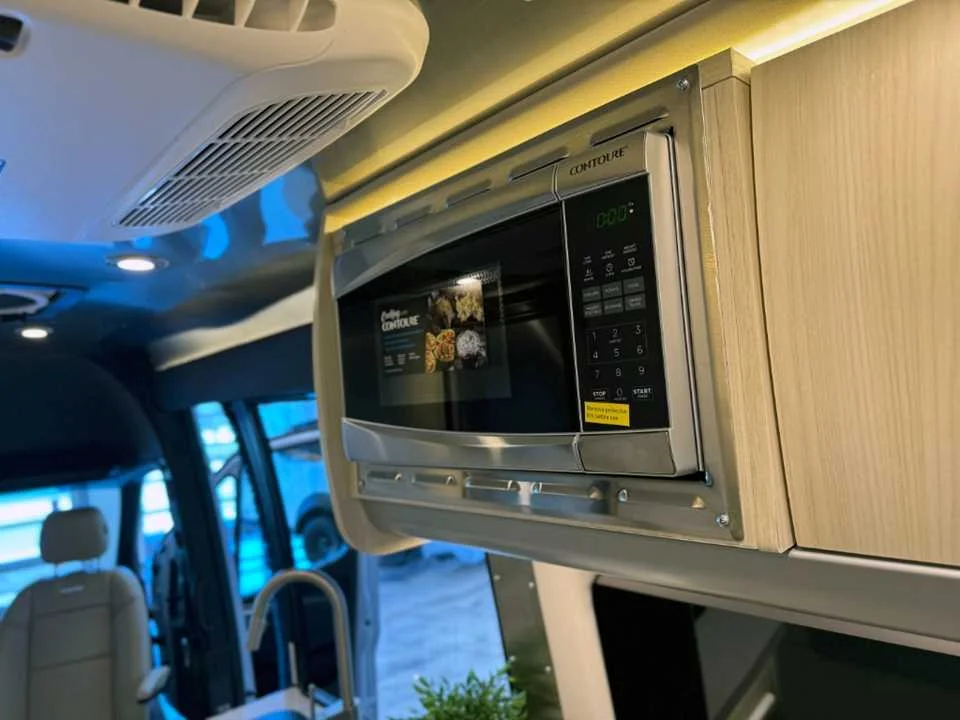 New 2026 SILVER AIRSTREAM  image 37