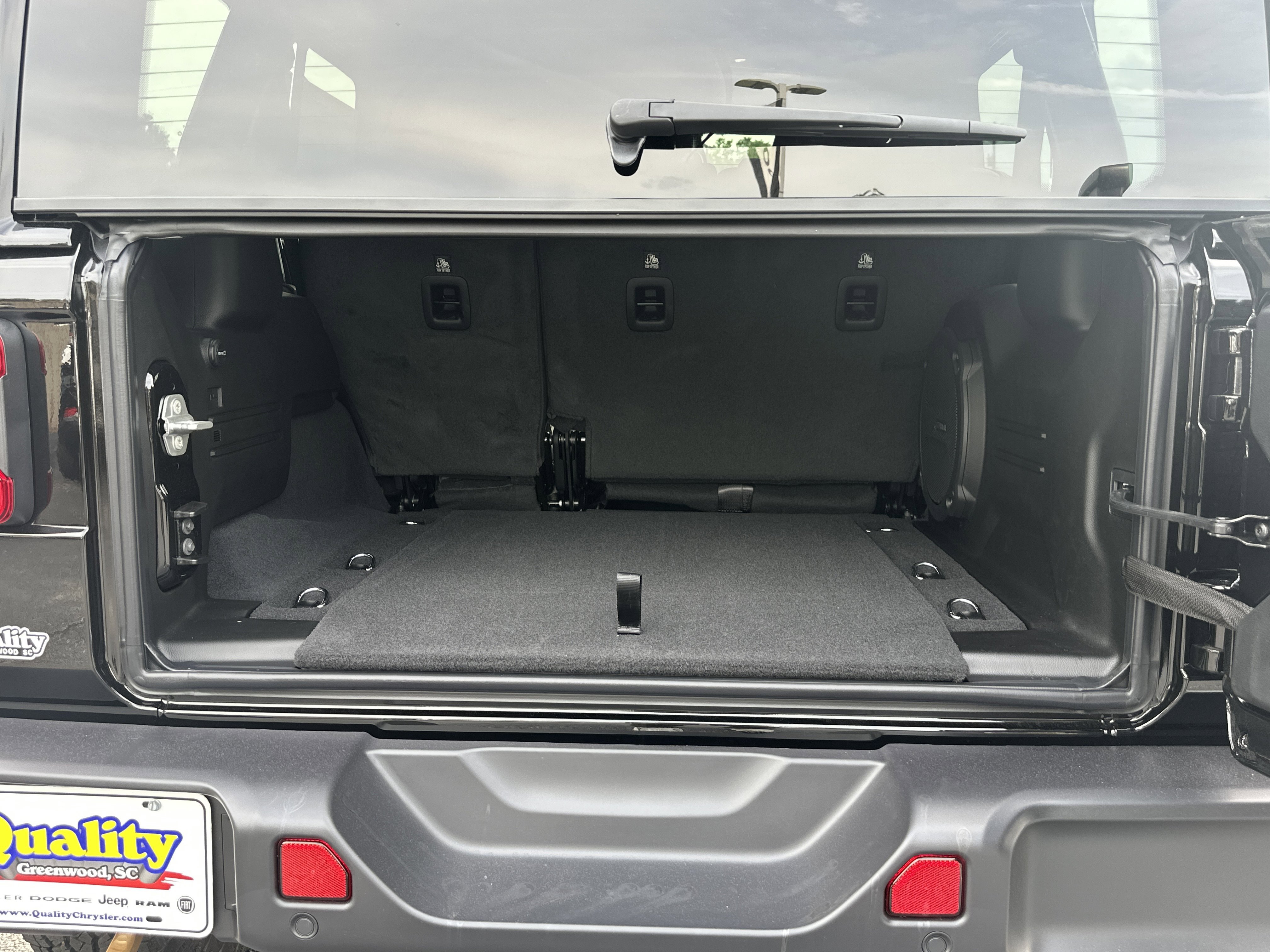 New 2026 Black Clearcoat Jeep 85th Anniversary image 19