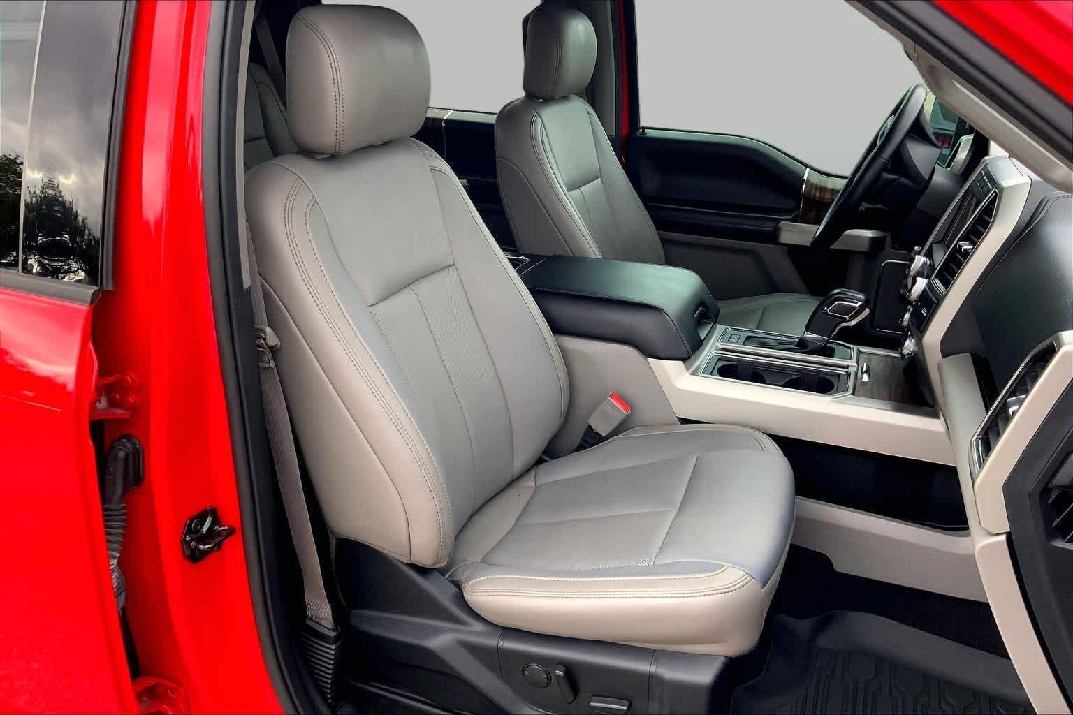 Used 2019 Race Red Ford LARIAT image 9