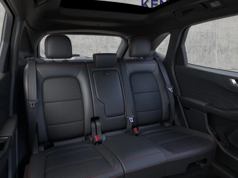 New 2025 Star White Metallic Tri-coat Ford ST-Line image 11