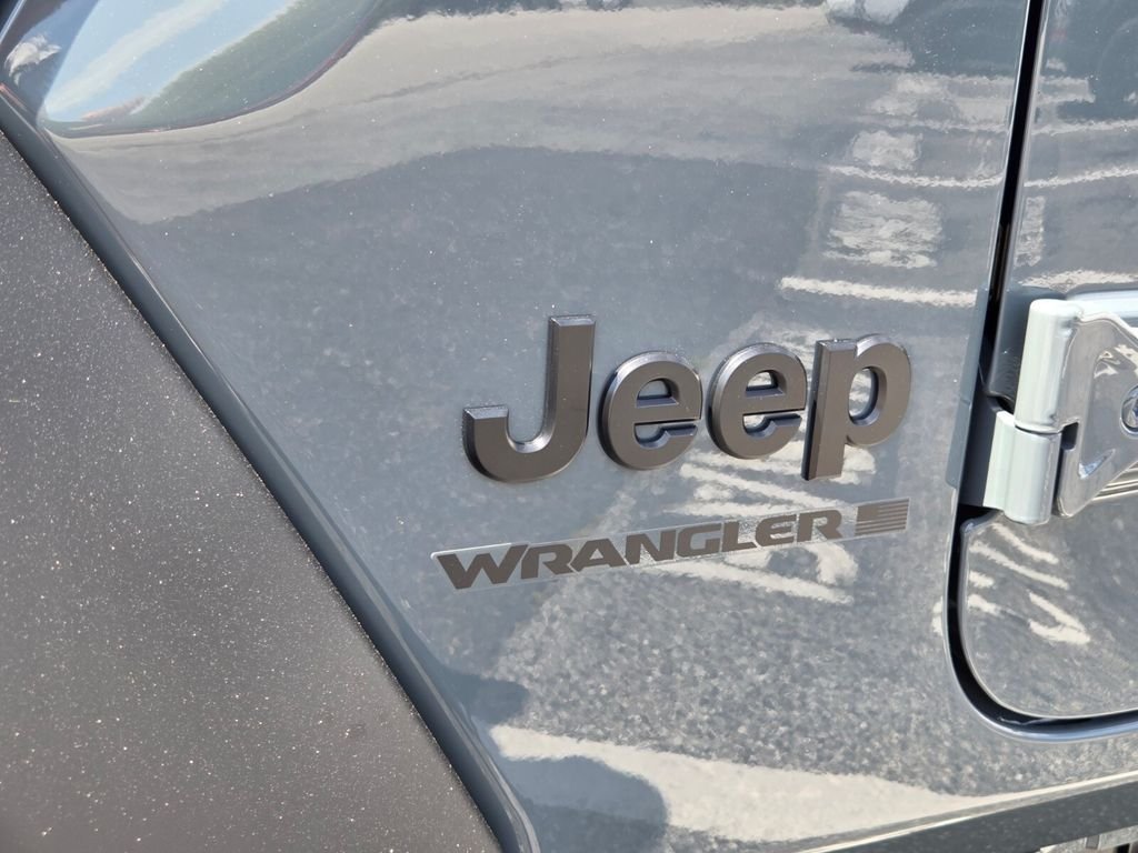 New 2026 Anvil Clearcoat Jeep Sport image 9