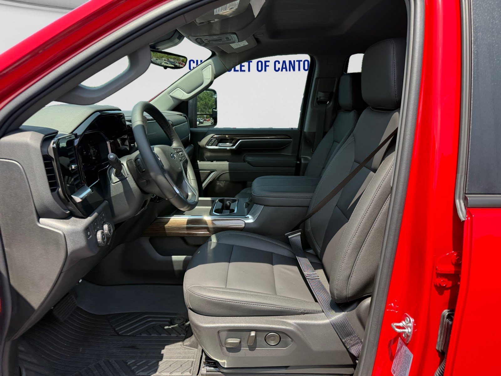 2026 Chevrolet Silverado 3500 HD LT - Photo 9