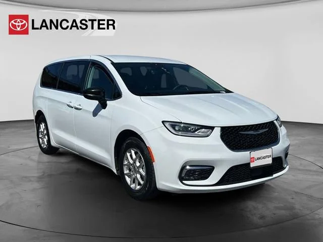 2024 Chrysler Pacifica