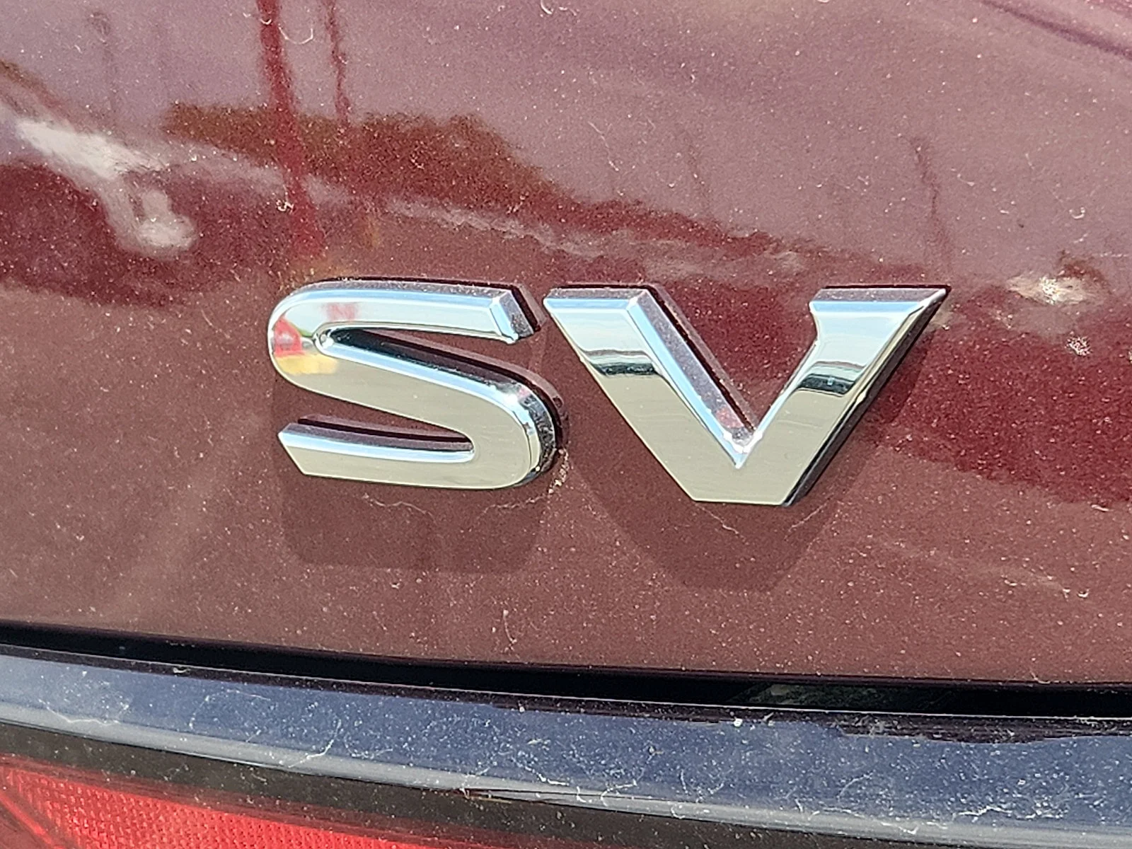 Used 2023 Rosewood Metallic Nissan SV image 31