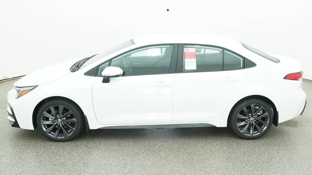 New 2026 Ice Cap Toyota SE image 3