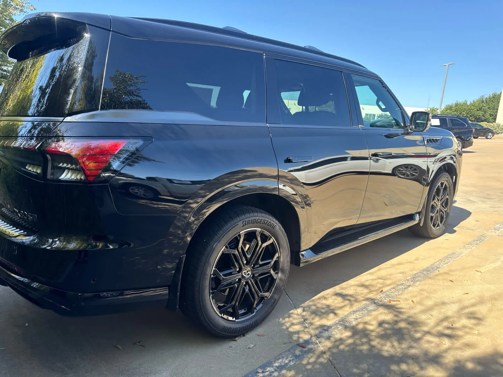 Certified Used 2026 Mineral Black INFINITI SPORT image 5