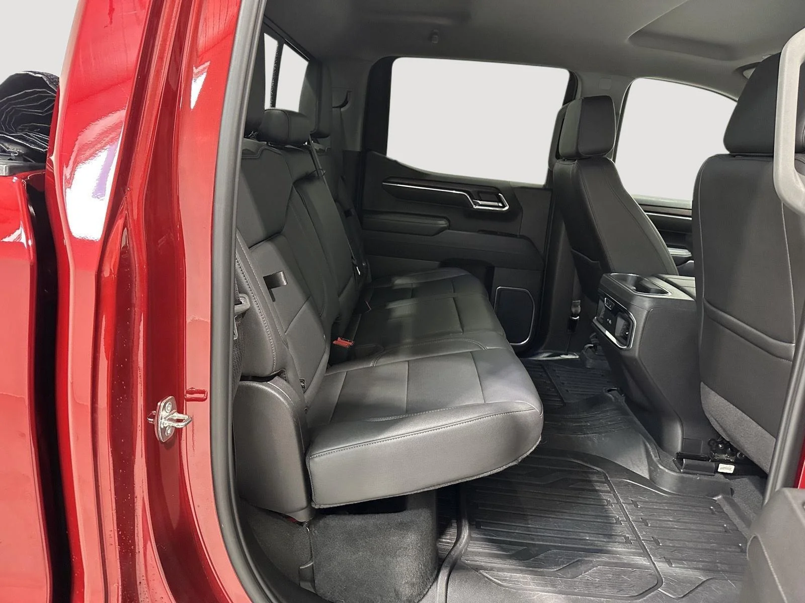 Used 2024 Volcanic Red Tintcoat GMC SLT image 24