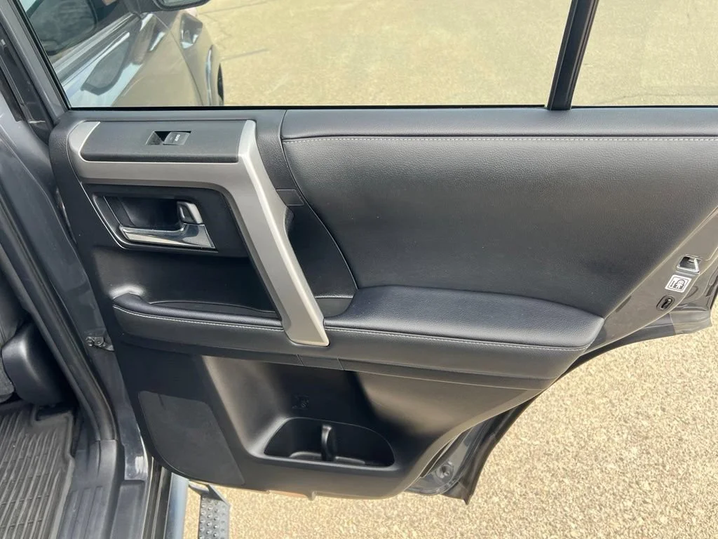 Used 2024  Toyota SR5 image 25