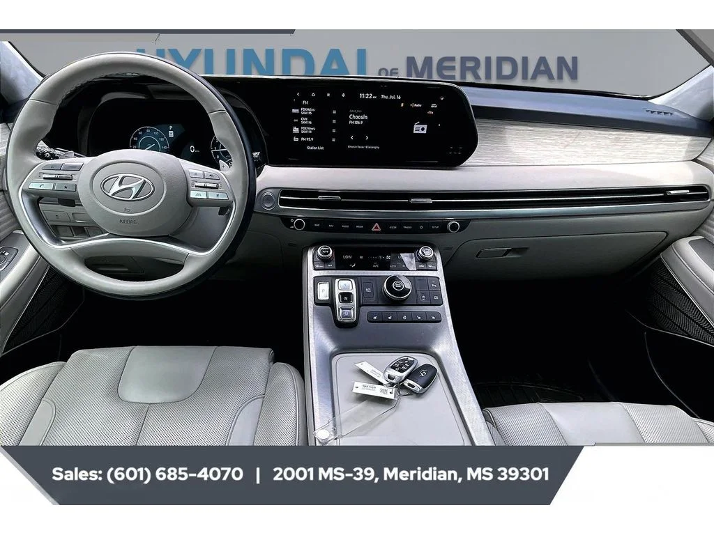 Used 2024 Abyss Black Pearl Hyundai Calligraphy image 13