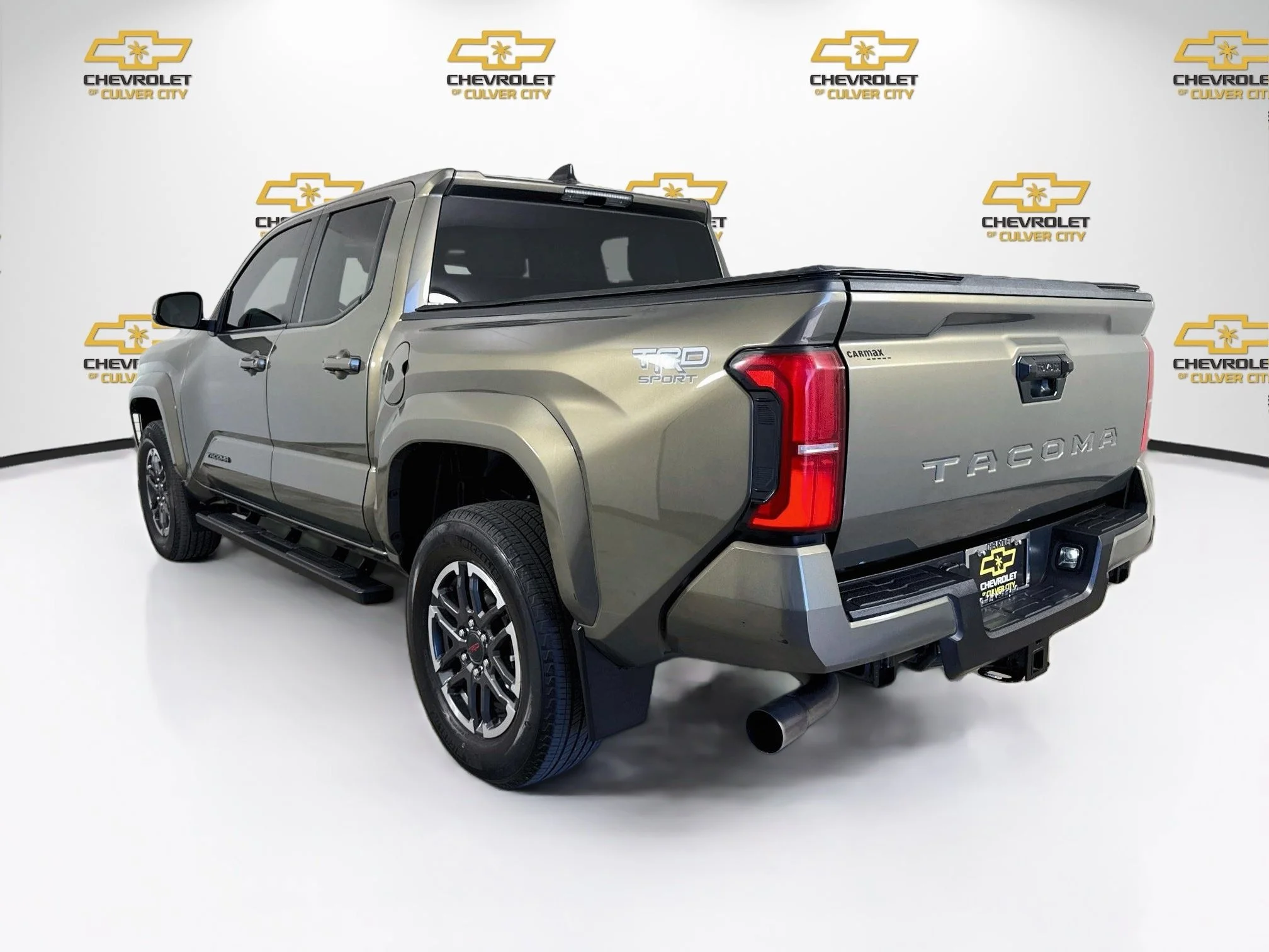Used 2024  Toyota SR5 image 6