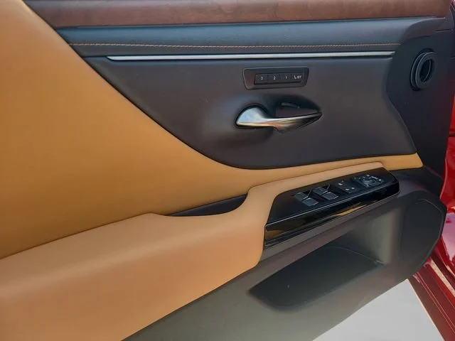 Used 2024 Red Lexus ES 350 Luxury image 14