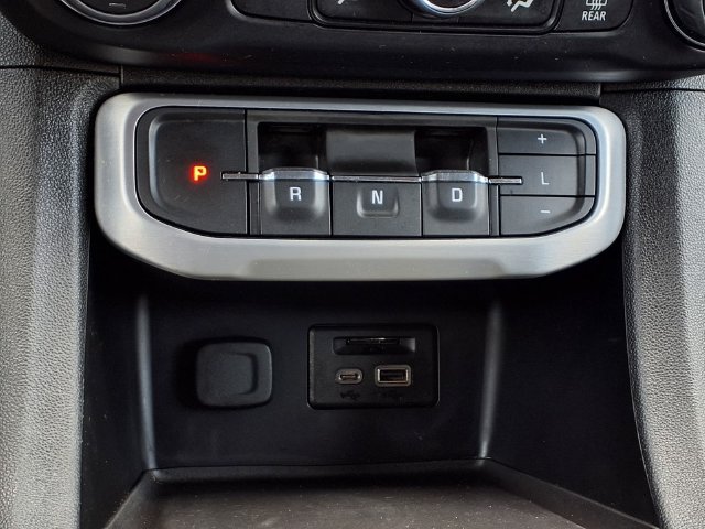 Used 2020 Red GMC SLT image 18