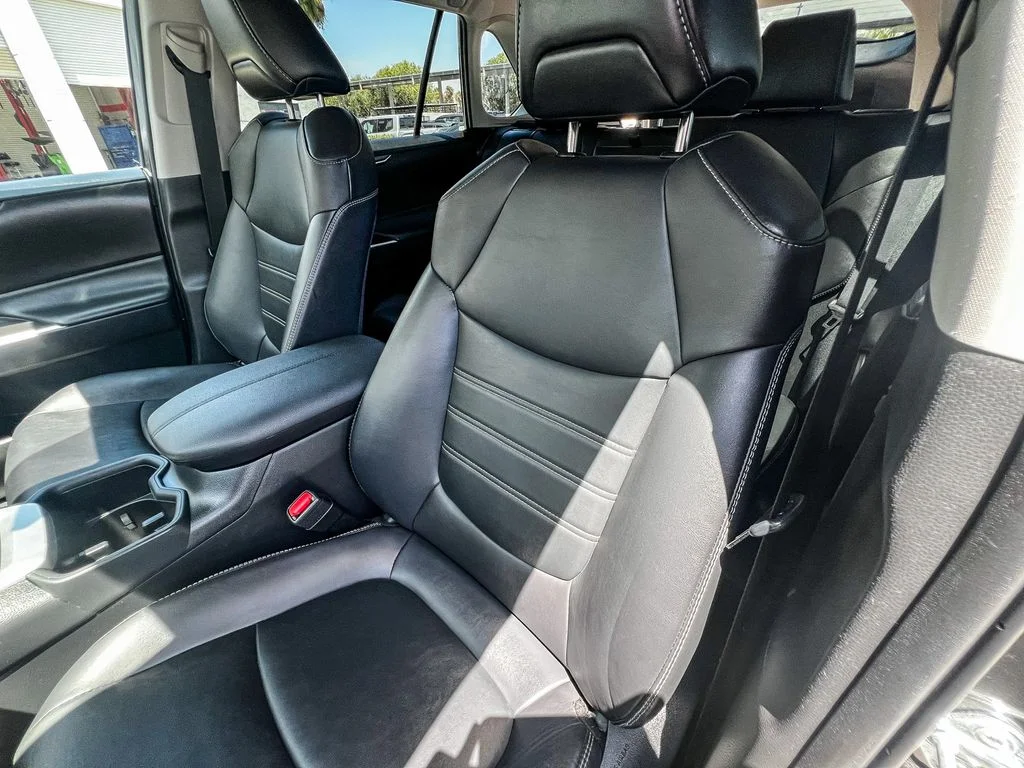Used 2023 Gray Toyota XLE Premium image 25