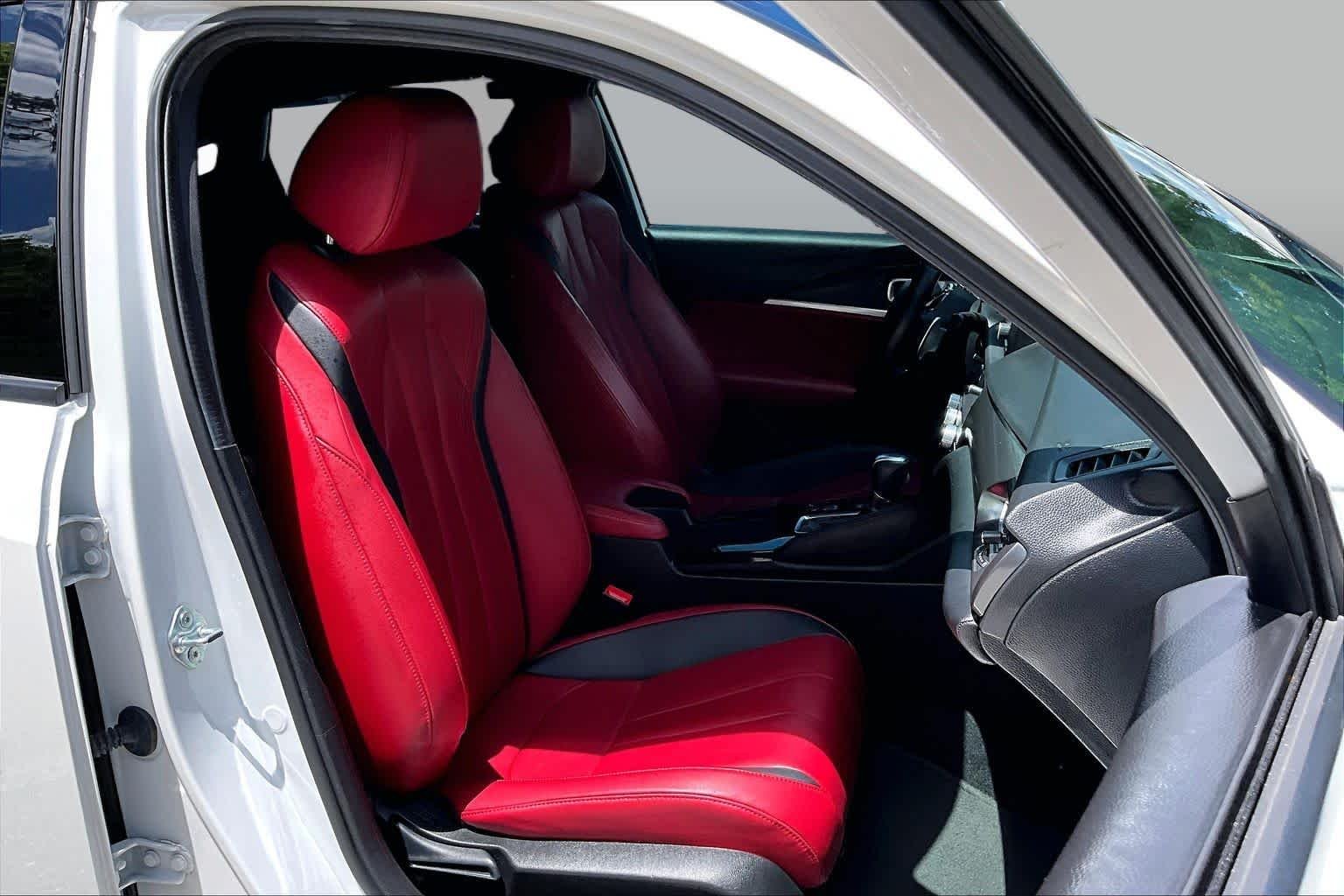 Used 2024 Platinum White Pearl Acura w/A-Spec Package image 9