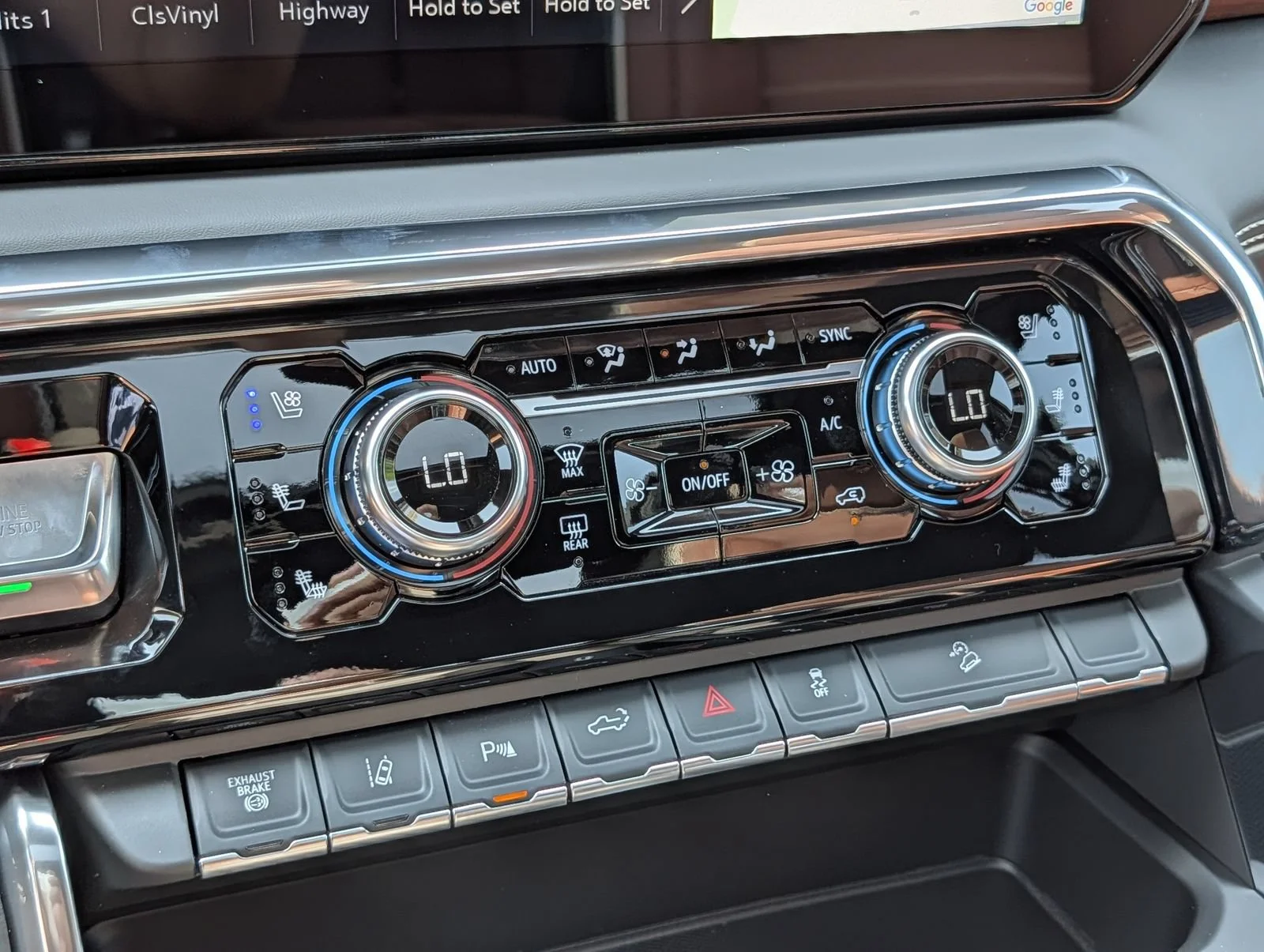 2026 GMC Sierra 2500HD Denali Ultimate - Photo 11