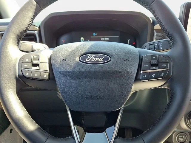 New 2026 Oxford White Ford Lariat image 12