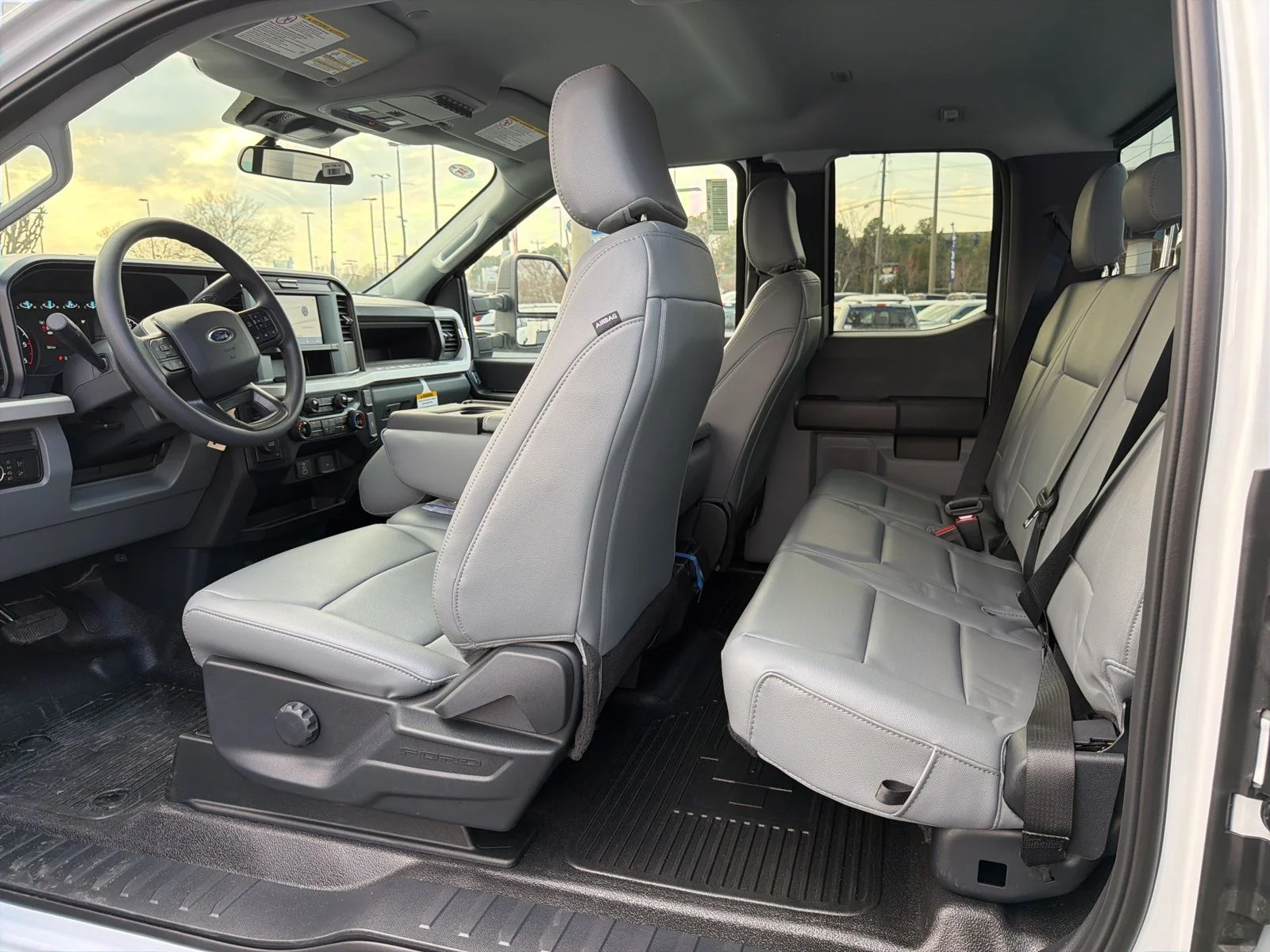 2026 Ford F-350 Super Duty Chassis Cab XL - Photo 19
