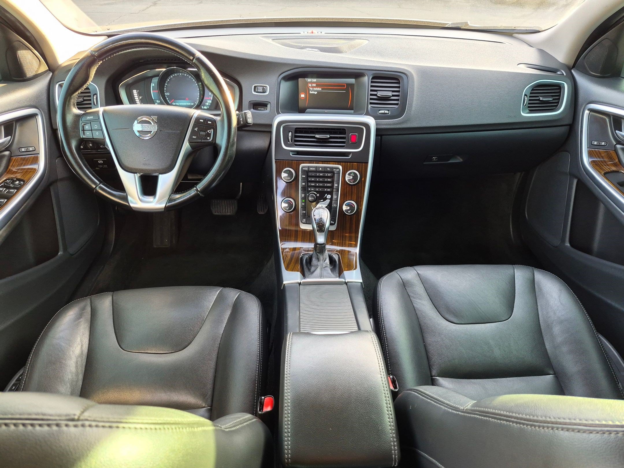 Used 2015 Bright Silver Metallic Volvo T5 Platinum image 29