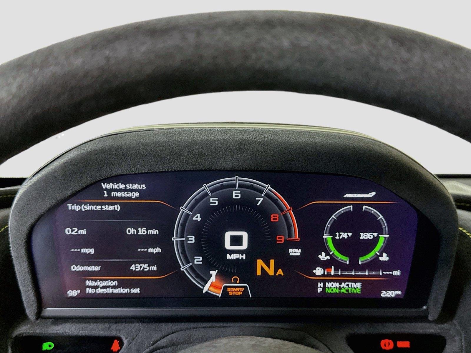 Used 2021 Lime Green McLaren Coupe image 16