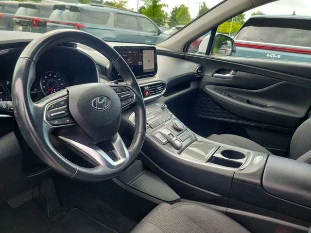 Used 2023 White Hyundai SEL image 12