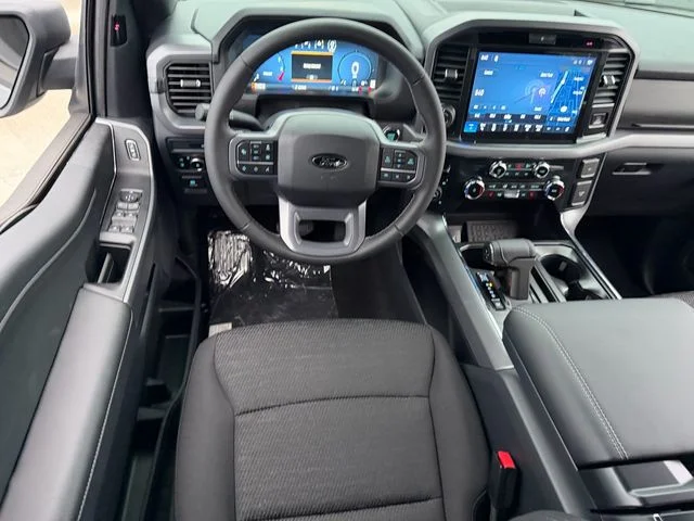 New 2026 Iconic Silver Metallic Ford XLT image 7