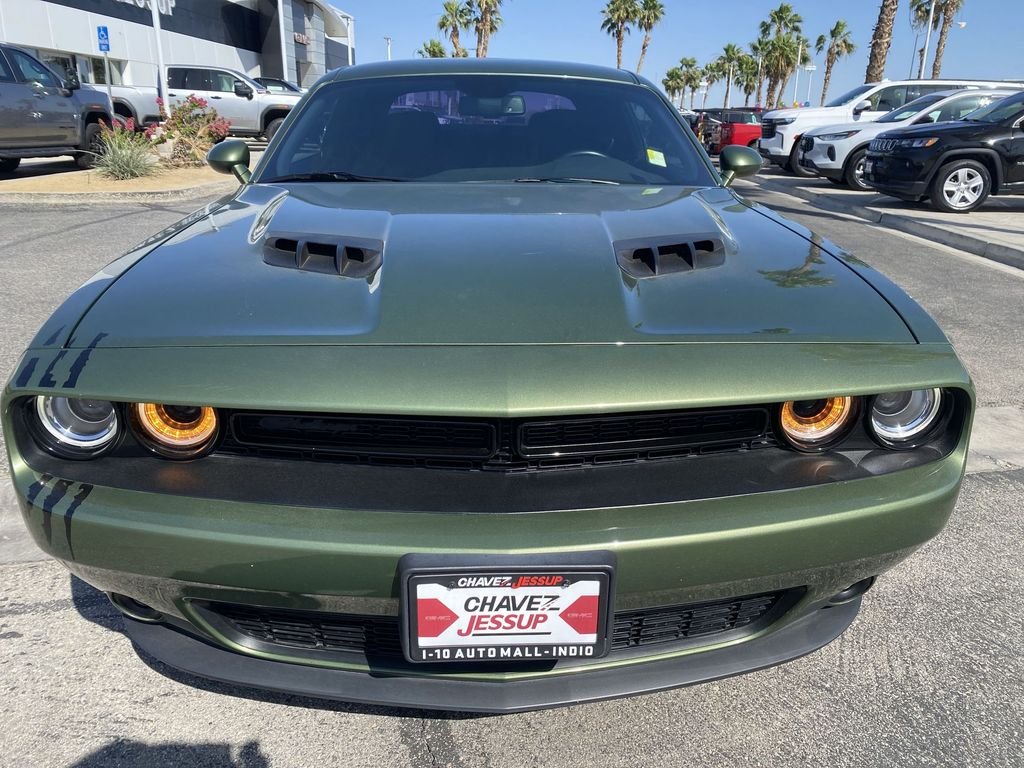 Used 2021 F8 Green Dodge SXT image 30
