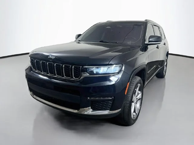 Used 2021 Diamond Black Jeep Limited image 5