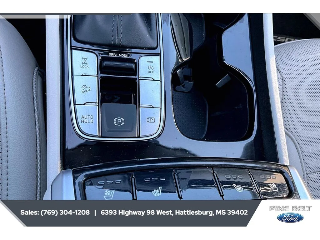Used 2022 Portofino Gray Hyundai SEL image 23