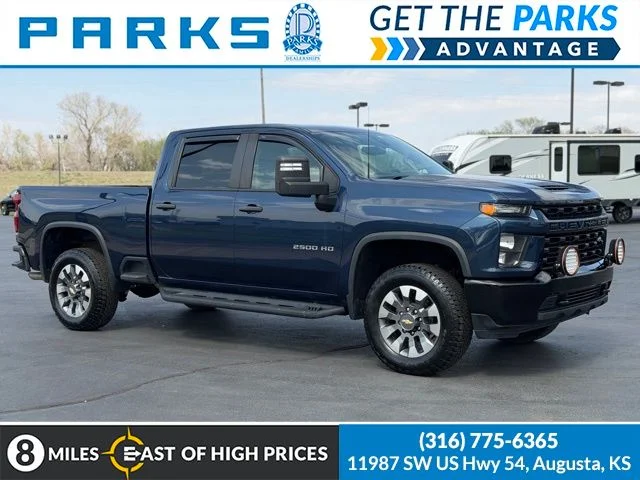 2022 Chevrolet Silverado HD Custom 4WD Crew Cab Standard Box's photo